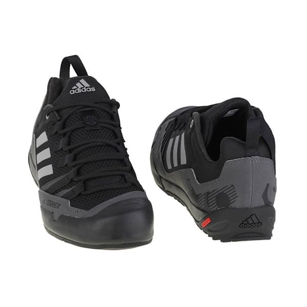 Puolikengät Adidas Terrex Swift Solo Mustat 43 1/3