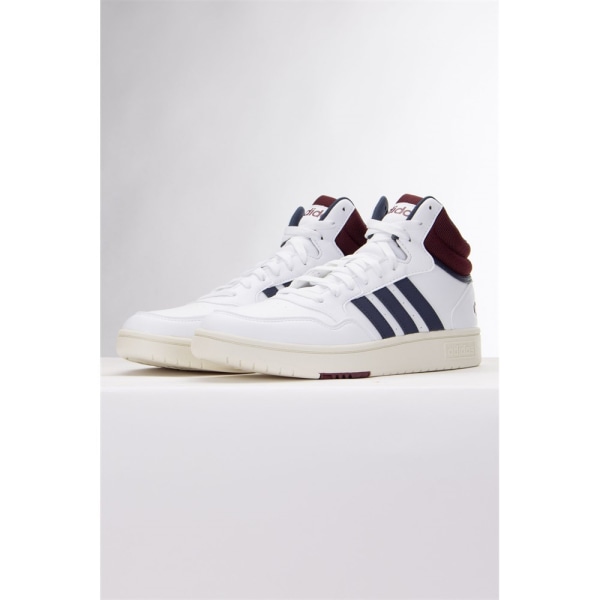 Skor Adidas Hoops 30 Mid Vit 43 1/3