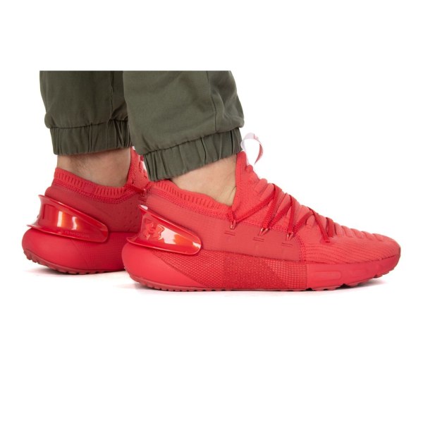 Sneakers low Under Armour Hovr Phantom 3 Mtlc Rød 43