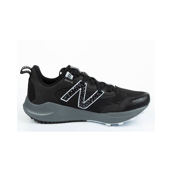 Puolikengät New Balance Fuelcore W Mustat 36