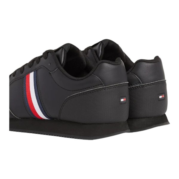 Puolikengät Tommy Hilfiger FM0FM048340GQ Mustat 44