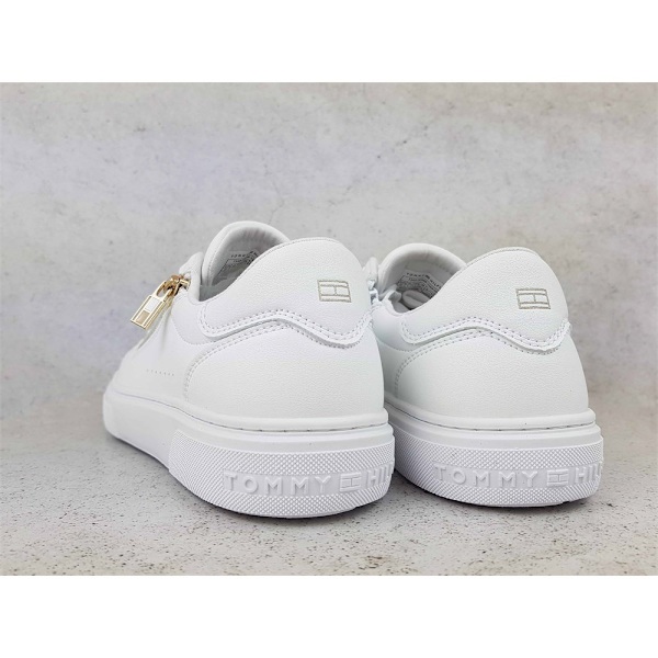 Puolikengät Tommy Hilfiger T3A9326981355100 Valkoiset 37