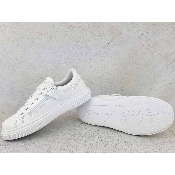 Puolikengät Tommy Hilfiger T3A9326981355100 Valkoiset 37