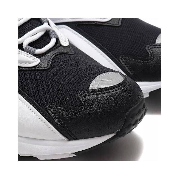 Puolikengät Reebok Intv 96 Mustat 34.5