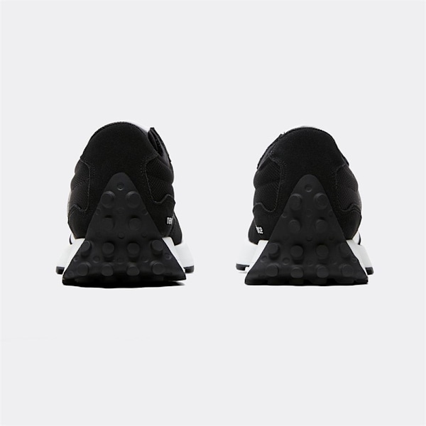 Sneakers low New Balance 327 Sort 42.5