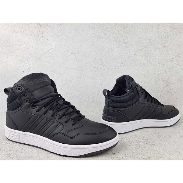Kengät Adidas Hoops 30 Mid Wtr Mustat 46