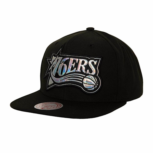 Mitchell & Ness Nba Iridescent XL Logo Hwc Philadelphia 76ERS Svarta Produkt av avvikande storlek