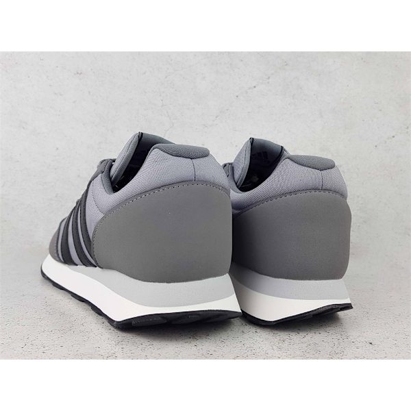 Sneakers low Adidas Run 60S 30 Grå 41 1/3