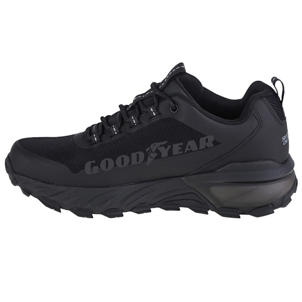 Puolikengät Skechers Max Protect-fast Track Mustat 41