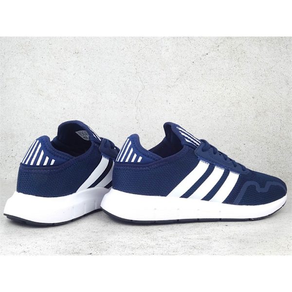 Puolikengät Adidas Swift Run X J Tummansininen 35.5