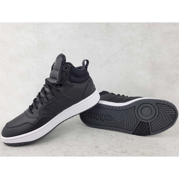 Kengät Adidas Hoops 30 Mid Wtr Mustat 41 1/3