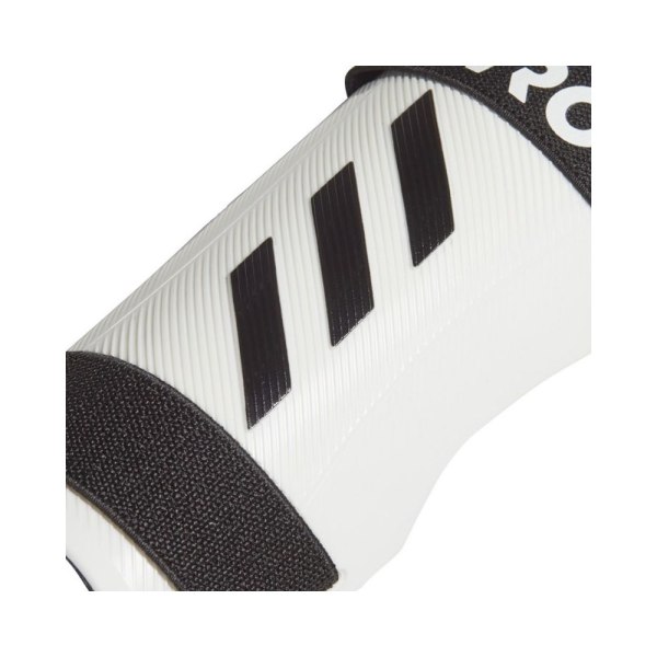 Ochraniacze Adidas Tiro SG Trn M Valkoiset Produkt av avvikande storlek