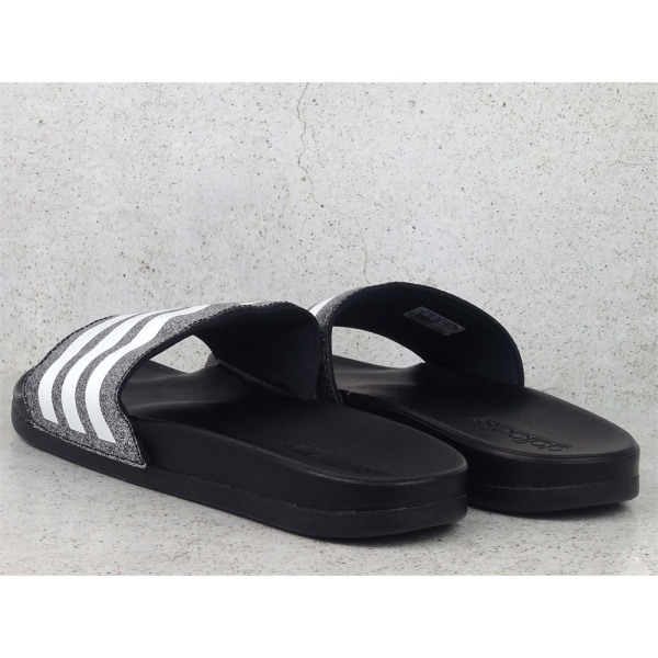 Rantakengät Adidas Adilette Comfort Mustat 36