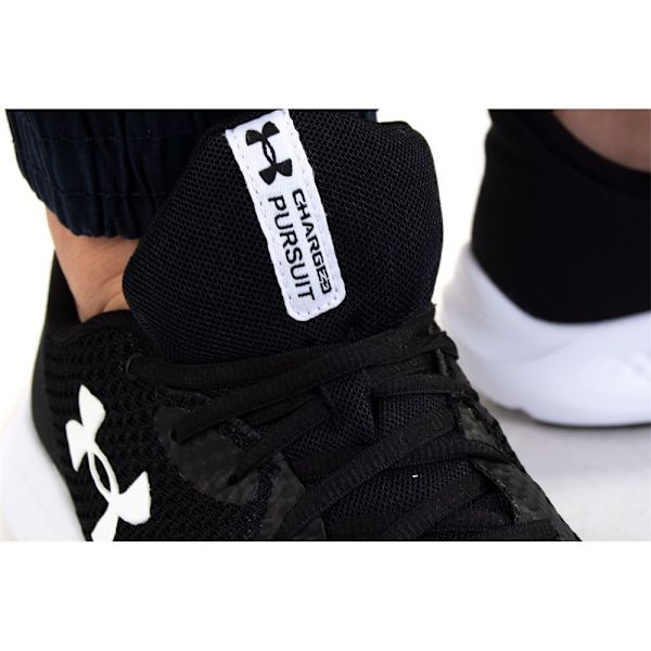 Puolikengät Under Armour Charged Pursuit 3 Mustat 43