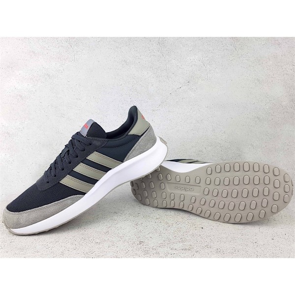 Lågskor Adidas Run 70S Grenade 45 1/3
