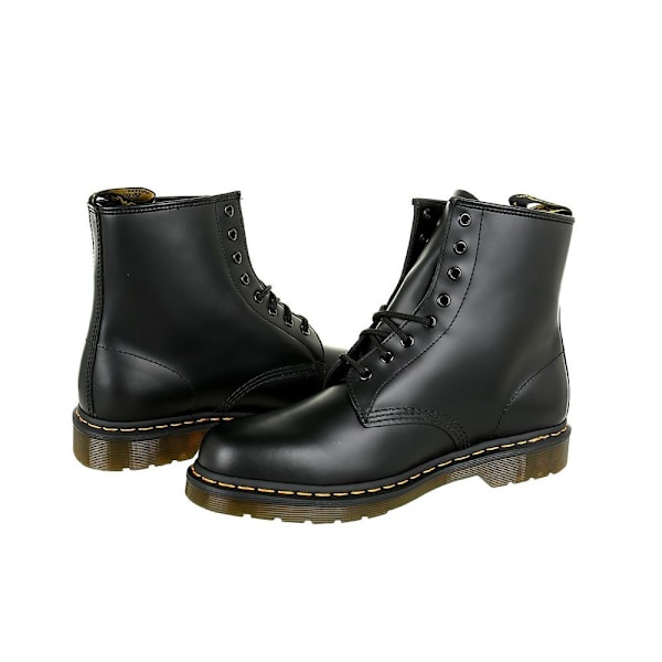 Varsikengät Dr Martens Smooth Mustat 36