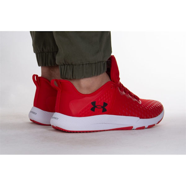 Puolikengät Under Armour Charged Engage 2 Punainen 40.5