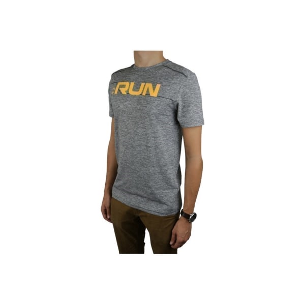 T-shirts Under Armour Run Front Graphic SS Tee Grå 173 - 177 cm/S