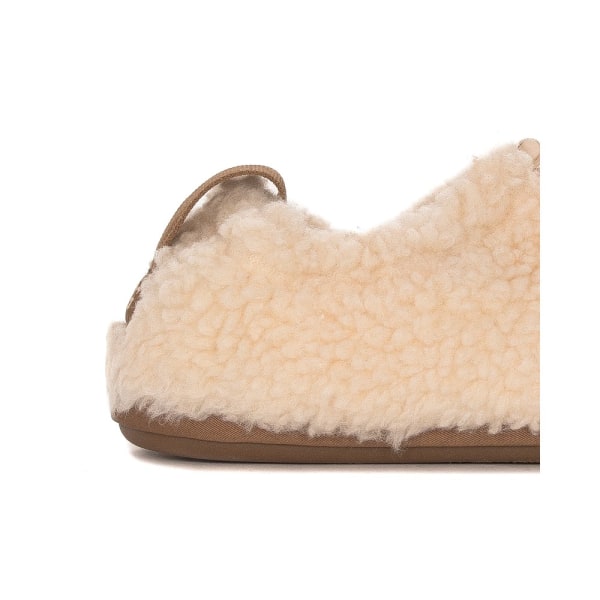 Inneskor UGG Plushy Slipper Beige 37