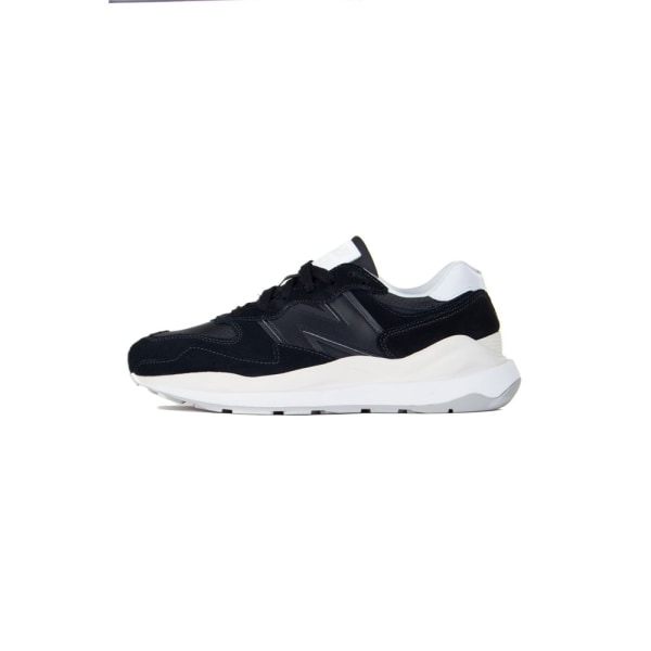 Sneakers low New Balance 5740 Sort 44