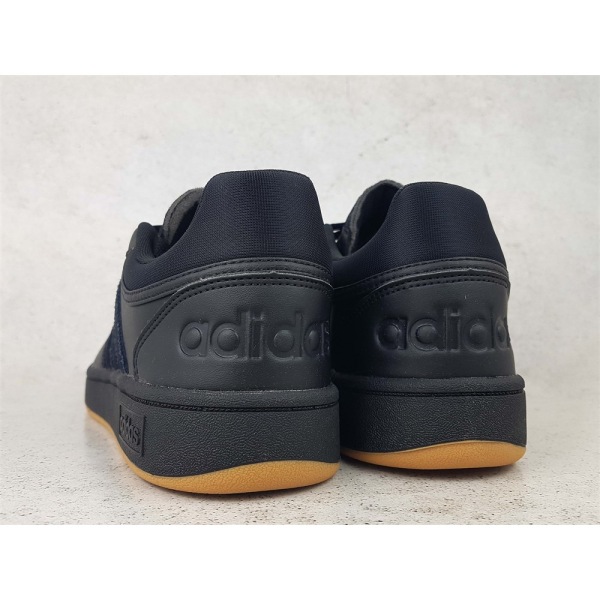 Puolikengät Adidas Hoops 30 Mustat 39 1/3