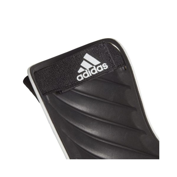 Ochraniacze Adidas Tiro SG Trn M Valkoiset Produkt av avvikande storlek