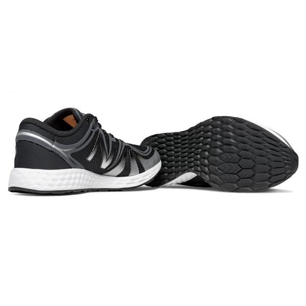 Sneakers low New Balance 822 Sort,Sølv 37.5