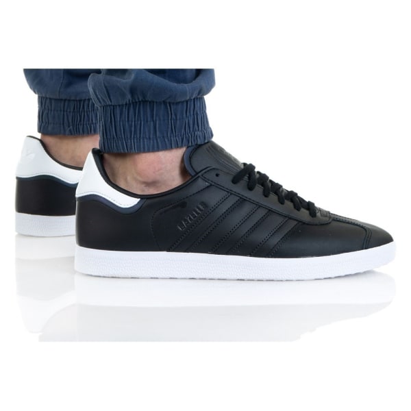 Sneakers low Adidas Gazelle Sort 42