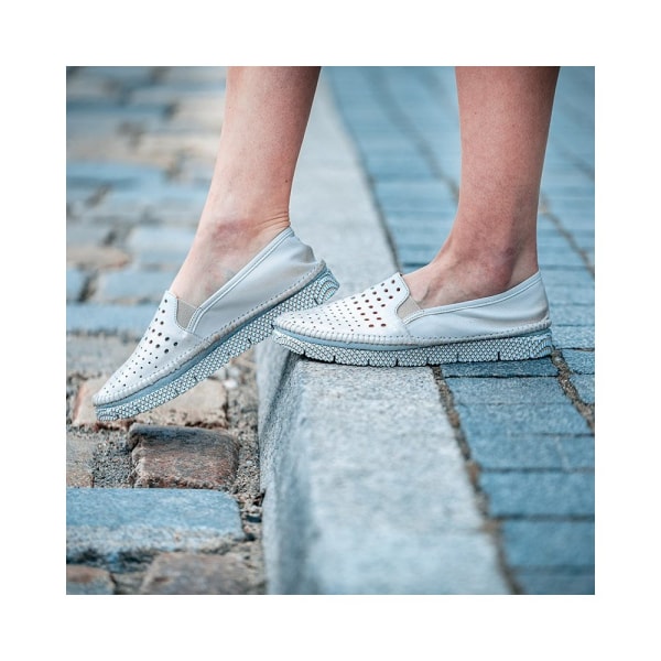 Sneakers low Maciejka 3512B25000 Hvid 40