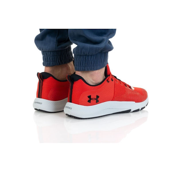 Puolikengät Under Armour Charged Engage Punainen 42
