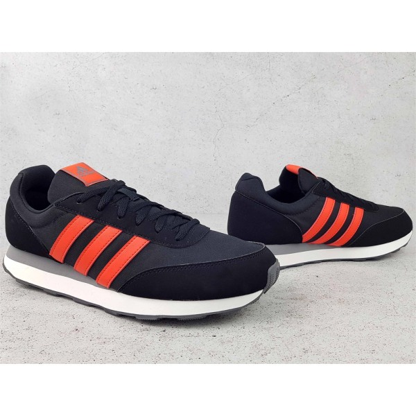 Puolikengät Adidas Run 60S 30 Mustat 46 2/3