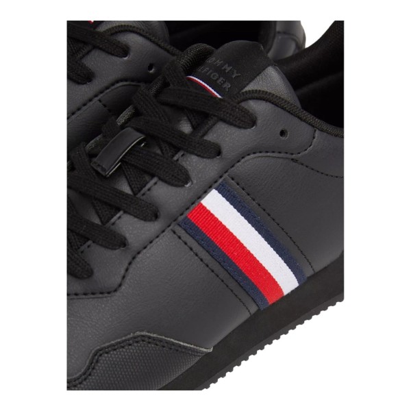 Puolikengät Tommy Hilfiger FM0FM048340GQ Mustat 45