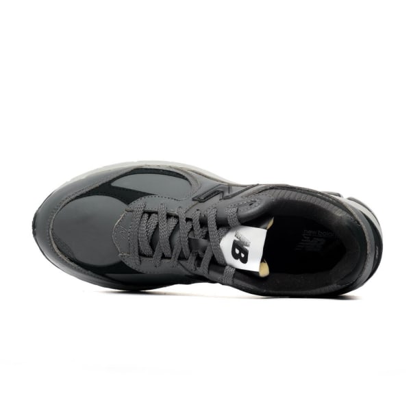 Puolikengät New Balance 2002 Grafiitin väriset,Harmaat 45