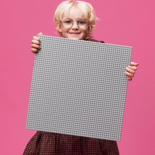 LEGO® 11024 Classic Den grå byggeplade 48x48, sokkel til konstruktion, montering og udstilling Flerfärgad
