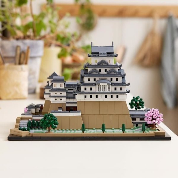 LEGO® Architecture 21060 Himeji Castle, modelbyggesæt til voksne fans af japansk kultur