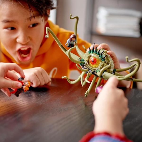 LEGO® 76205 Marvel Attack on Gargantos, Dr. Strange Building Toy with Octopus Monster för barn 8+ Flerfärgad