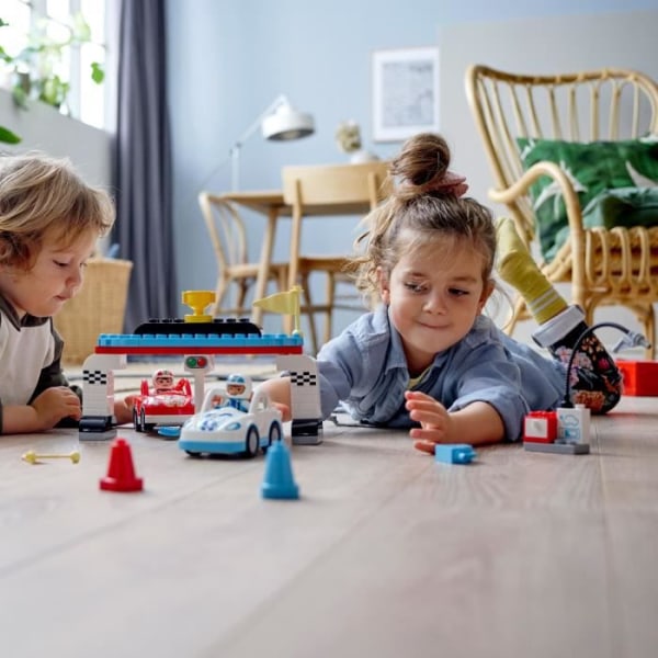 LEGO® 10947 DUPLO® kilpa-autot lelu lapset 2+ vuotta, pienet autot Grön