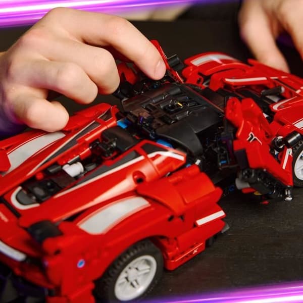 LEGO Technic 42212 Ferrari FXX K - Byggset för barn från 10 år - Present