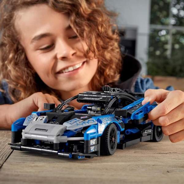 LEGO® Technic 42123 McLaren Senna GTR, rakennettava malliauto, urheiluauton rakentaminen, kilpa-autolelu Röd
