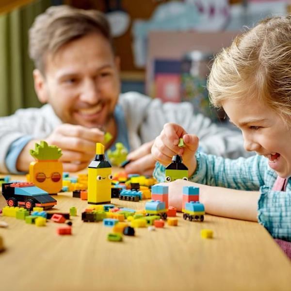 LEGO® Classic 11027 Neon Creative Fun, tiililelu, auto ja muukalainen Flerfärgad