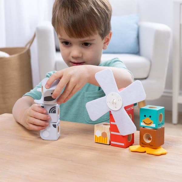 "Maatilan Ystävät - 16 Kappaletta - Estettävät - Melissa & Doug - SPINMASTER - Alkaen 2 Vuotta"