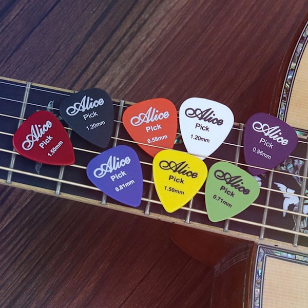 Stiliga Gitarrplektrum: 50-pack, Flera Färger & Tjocklekar Multicolor multifärg