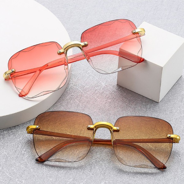 UV400 Skydd Fyrkantiga båglösa solglasögon för kvinnor Tonade Fra A5