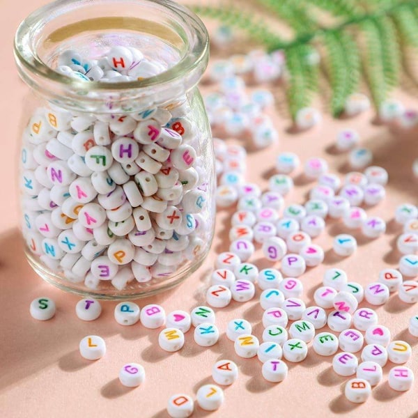 DIY - Pärllåda - Bokstavspärlor - 1400st + Elastisk tråd Multicolor multifärg