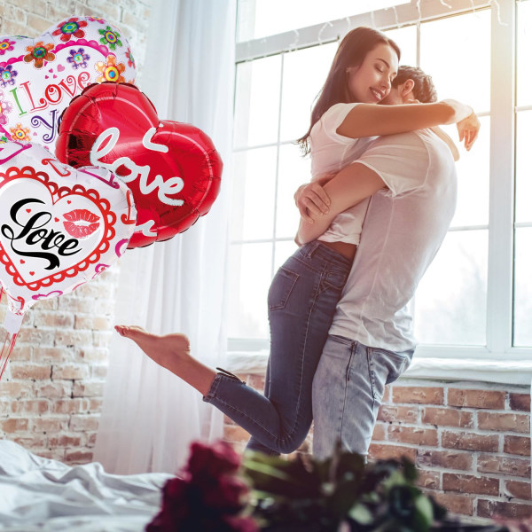 Sydänilmapallot rakastavaan ystävänpäivään - folioilmapallot Sydämen muotoinen luo tunnelmaa romanttisilla ilmapalloilla Red