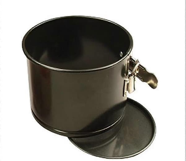 02820 - Rund kageform med klassisk høj kant og hængsel, sort, 17 cm