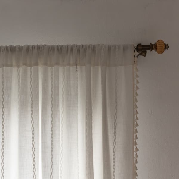 Boho-gardiner med dusker og tekstur til soverom, 140x220cm