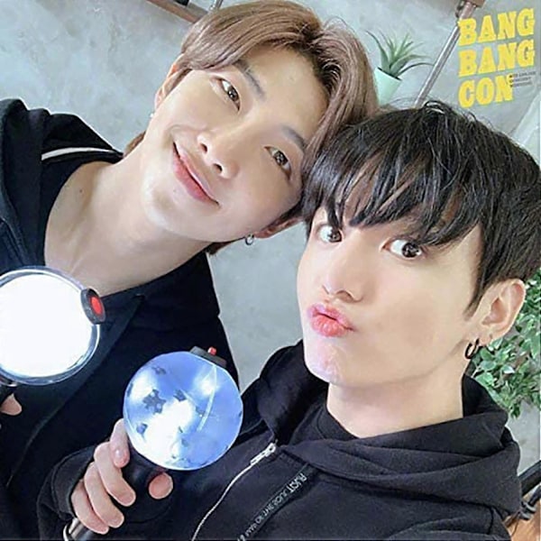 SZCZW BTS Army Bomb Lightstick Ver 4 Map of The Soul 7 Special Edition - Tilpas farven efter koncert og lys Bluetooth-forbindelsesapp (inklusive
