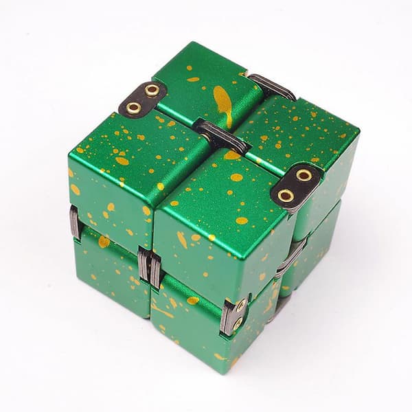 Högkvalitativ Metall Infinity Cube Finger Edc Ångest Stress Relief Magic Cube Blocks Barn Roliga Leksaker Bästa Gåvor