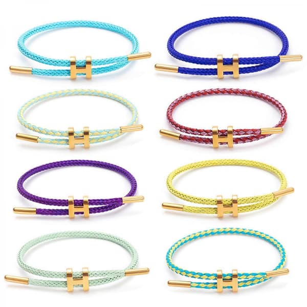 Elegant gullbelagt H-spenne armbånd med justerbart design, solid armbånd i rustfritt ståltråd for trendsettere, svart
